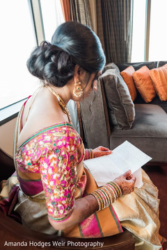 Maharani reading love letter colorful sari,indian bride lengha,bridal fashion