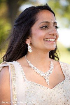 Beautiful indian bride capture indian wedding gallery,outdoor photography,indian bride fashion