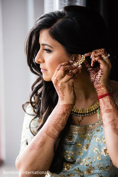 Indian bride getting ready capture indian bride fashion,indian bridal mehndi,bridal jewelry