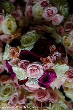 Stunning indian bride flower bouquet indian bride bouquet,bridal bouquet