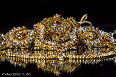 Glitzy and glamorous Indian bride jewelry set. indian bride accessories,bride jewelry set photography