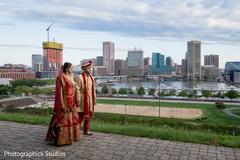 Mind blowing Indian wedding photography. indian bride and groom,ceremony fashion,indian wedding photography