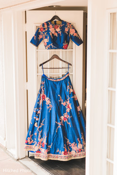 Amazing floral blue bridal lehenga. Amazing floral blue bridal lehenga.