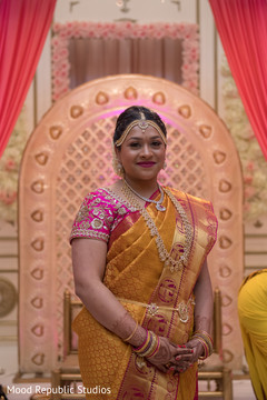 Lovely indian bride's wedding style indian bride fashion,bridal jewelry,indian bride hair and makeup