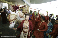 Traditional indian wedding baraat indian wedding baraat,baraat procession,baraat horse,indian groom fashion