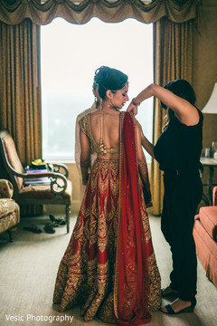 Maharani getting ready bridal lengha,indian bride fashion,getting ready