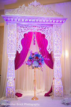 Stunning indian wedding decorations Stunning indian wedding decorations