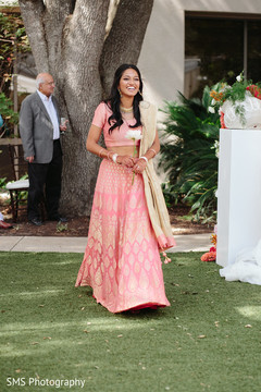 Lovely pink and gold sari Lovely pink and gold sari