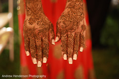 Delightful bridal mehndi. indian bride,bridal mehndi,indian bridal henna