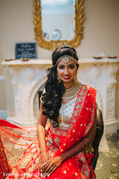 Glowing indian bride in her wedding lengha Glowing indian bride in her wedding lengha
