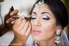 Amazing Indian bride makeup. Amazing Indian bride makeup.
