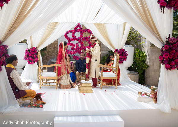 indian wedding ceremony,indian wedding ceremony photography,indian bride and groom
