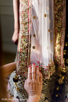 Beautiful Indian bridal lehnga. Beautiful Indian bridal lehnga.