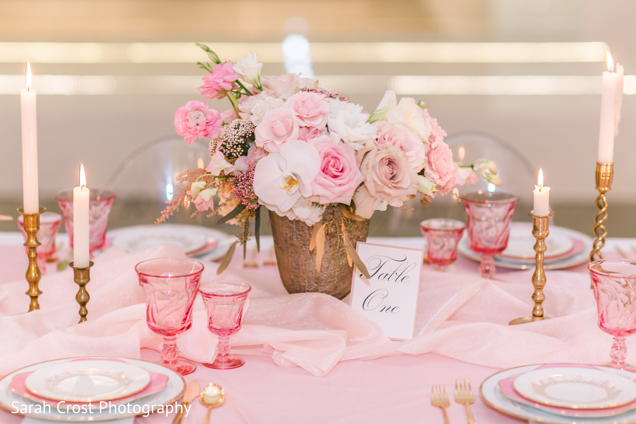 Elegant pink table set up Photo 144846