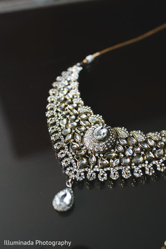 Amazing bridal kundan necklace. Amazing bridal kundan necklace.