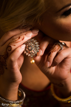 Lovely Indian bridal earrings. Lovely Indian bridal earrings.