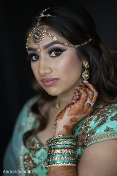 Gorgeous indian bride's portrait Gorgeous indian bride's portrait