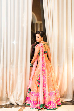 Ravishing indian bride's pre-wedding celebration outfit Ravishing indian bride's pre-wedding celebration outfit