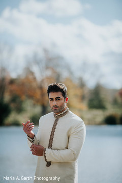 Charming indian groom's portrait Charming indian groom's portrait
