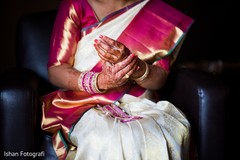 Beautiful bridal mehndi art Beautiful bridal mehndi art
