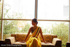 Ravishing indian bride posing Ravishing indian bride posing
