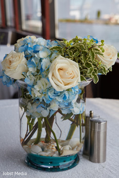 Beautiful floral centerpiece Beautiful floral centerpiece