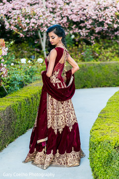 Glowing indian bride capture Glowing indian bride capture