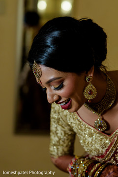 Indian bride getting ready to say "I Do". Indian bride getting ready to say "I Do".