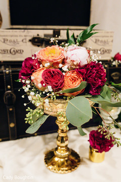 Fabulous indian wedding centerpiece Fabulous indian wedding centerpiece