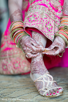 Dazzling indian bridal mehndi art Dazzling indian bridal mehndi art