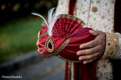 Dazzling indian groom's turban Dazzling indian groom's turban