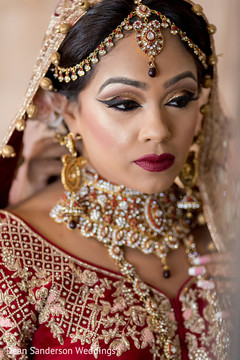 Flawless Indian bride makeup. Flawless Indian bride makeup.