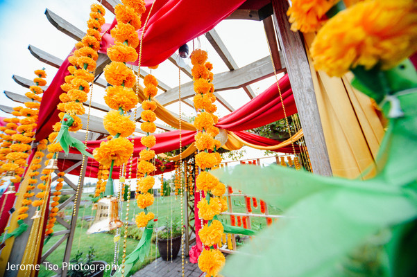 Astonishing floral decor