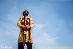Elegant indian groom's wedding outfit Elegant indian groom's wedding outfit