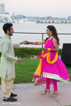 Sensational indian lovebirds photo session Sensational indian lovebirds photo session