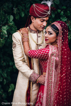 Enchanting indian lovebirds outdoor photo shoot Enchanting indian lovebirds outdoor photo shoot