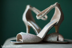 Dazzling indian bride''s shoes Dazzling indian bride''s shoes