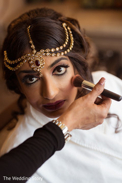 Charming maharani getting ready for her big day. Charming maharani getting ready for her big day.