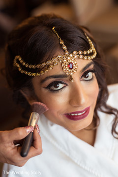 Indian bride getting ready to say "I Do". Indian bride getting ready to say "I Do".