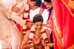 Mangalasutra ritual indian wedding ceremony,indian wedding ceremony photography,indian bride and groom