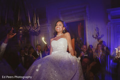 Glamorous indian bride capture indian wedding reception,indian wedding reception photography,indian bride fashion