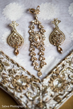 Marvelous indian bridal earrings Marvelous indian bridal earrings