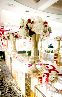 Creative floral decor Creative floral decor