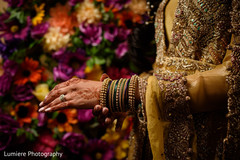 Elegant Indian bride bangles and mehndi art. indian bride,indian mehndi art,indian wedding fashion