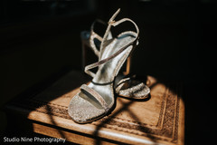 Phenomenal Indian bride's golden shoes. indian bride shoes,bridal shoes