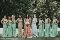 Amazing Indian bride and bridesmaids photo idea. Amazing Indian bride and bridesmaids photo idea.