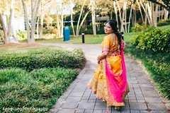 Ravishing indian bride posing Ravishing indian bride posing
