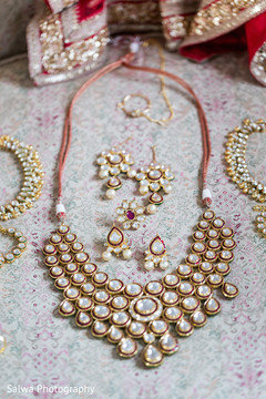 Dazzling indian bridal jewelry Dazzling indian bridal jewelry