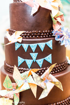 Delicious pre-wedding celebration cake capture. Delicious pre-wedding celebration cake capture.