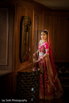 Indian bride's wedding ceremony outfit capture. indian bride,indian wedding hair and makeup,indian wedding jewelry,indian bride fashion